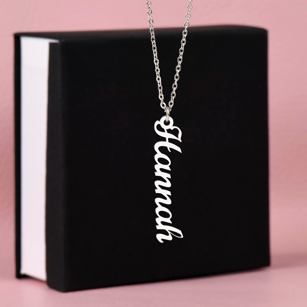 Collar Vertical con Nombre Personalizado - Grabado Único.