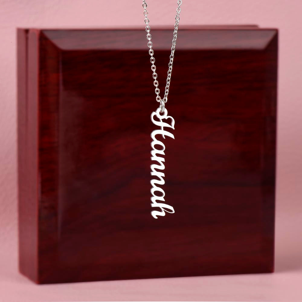 Collar Vertical con Nombre Personalizado - Grabado Único.